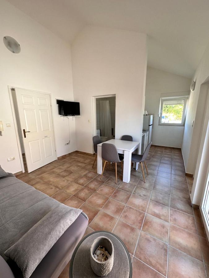 Apartments Dalmatia Свети Петър Екстериор снимка
