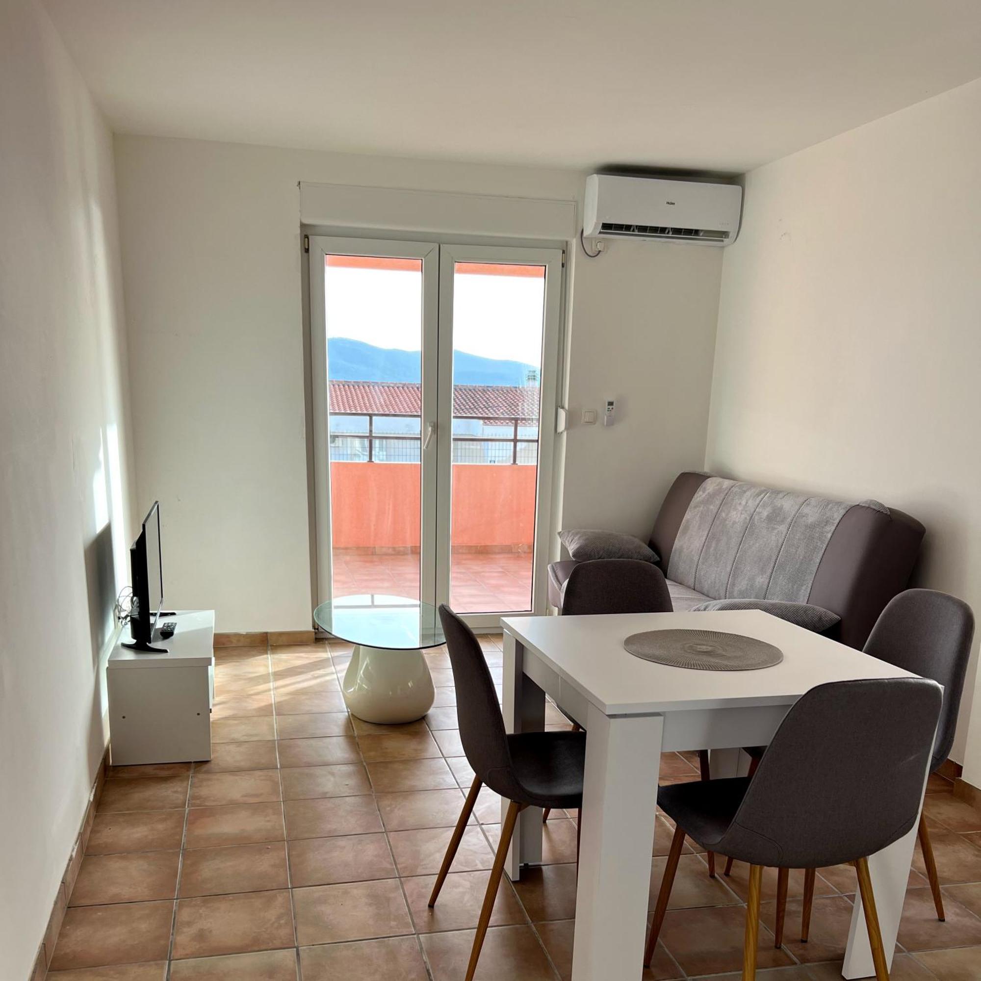 Apartments Dalmatia Свети Петър Стая снимка