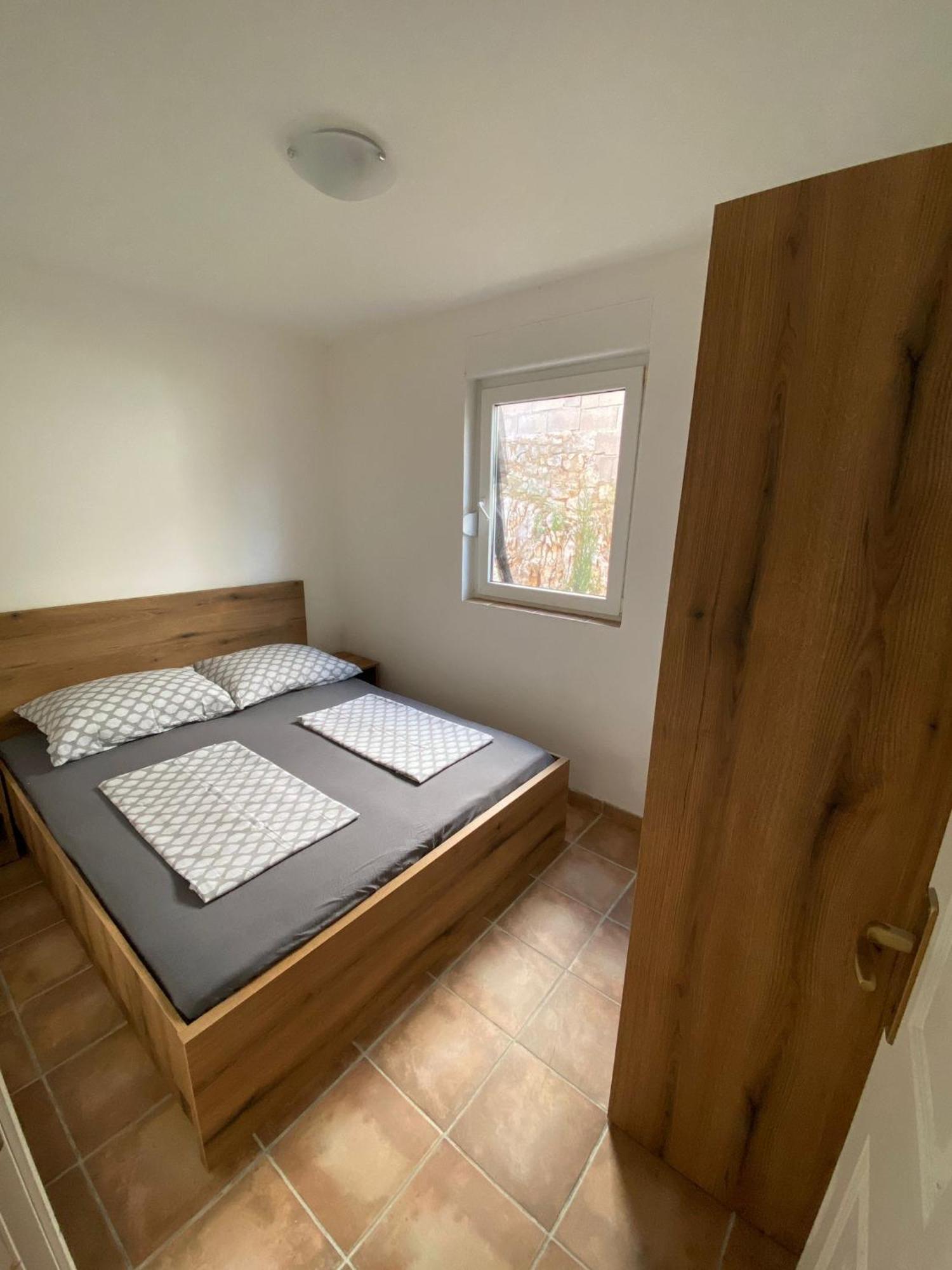 Apartments Dalmatia Свети Петър Стая снимка